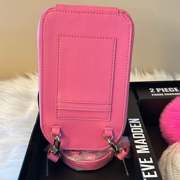 NIB Steve Madden 2PC Gift Set. Beanie Hat w/Matching Phone Crossbody Bag - Pink - Picture 11 of 12
